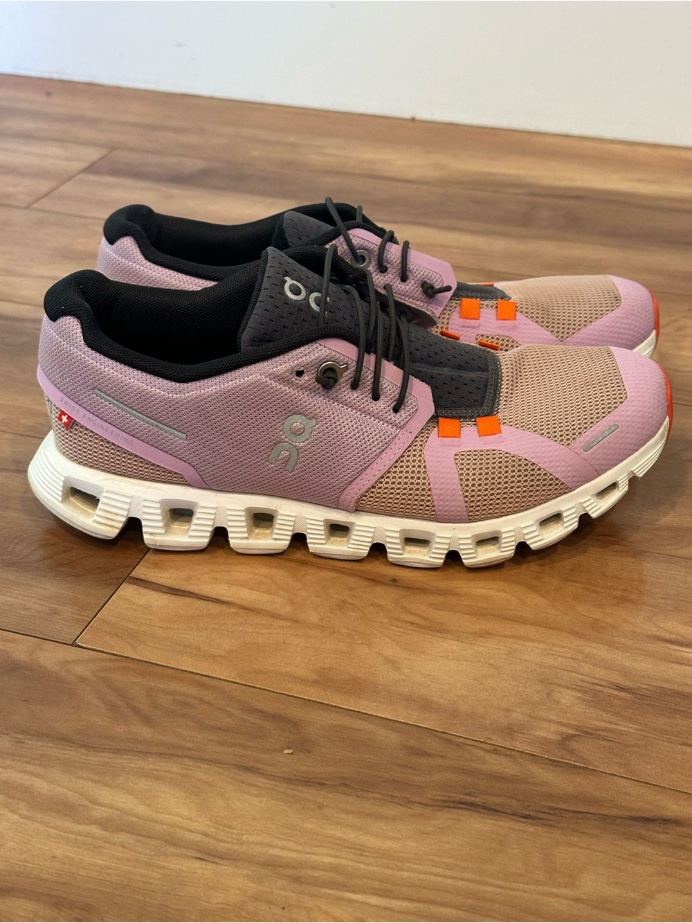 On Cloud 5 Push Fiji Rose Women’s Sneakers Size 7.5